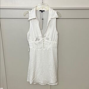 White Sleeveless Collared Dress